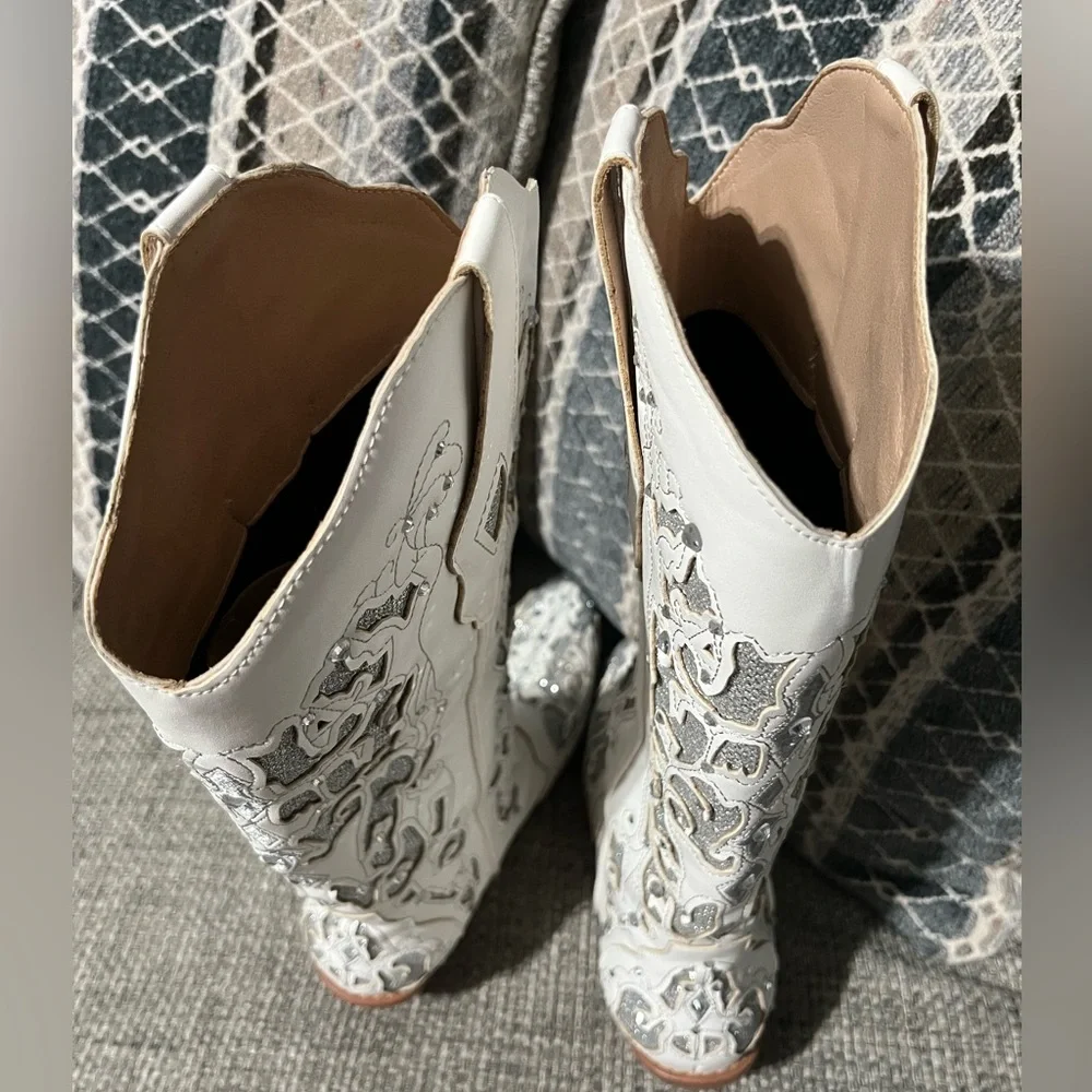Women’s cowboy boots white gray heel rhinestones size 7 wedding concert - Picture 6 of 7
